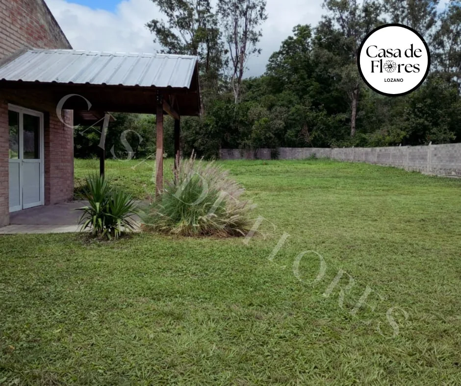 Gran parque verde de Casa de Flores